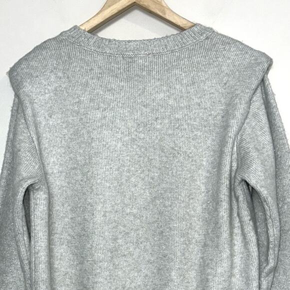 EVEREVE Arianna Lurex Shoulder Pullover Crewneck Sweater in Icicle Grey - Picture 8 of 11
